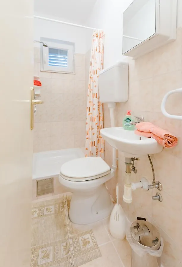 Apartment Sea Star Трогир