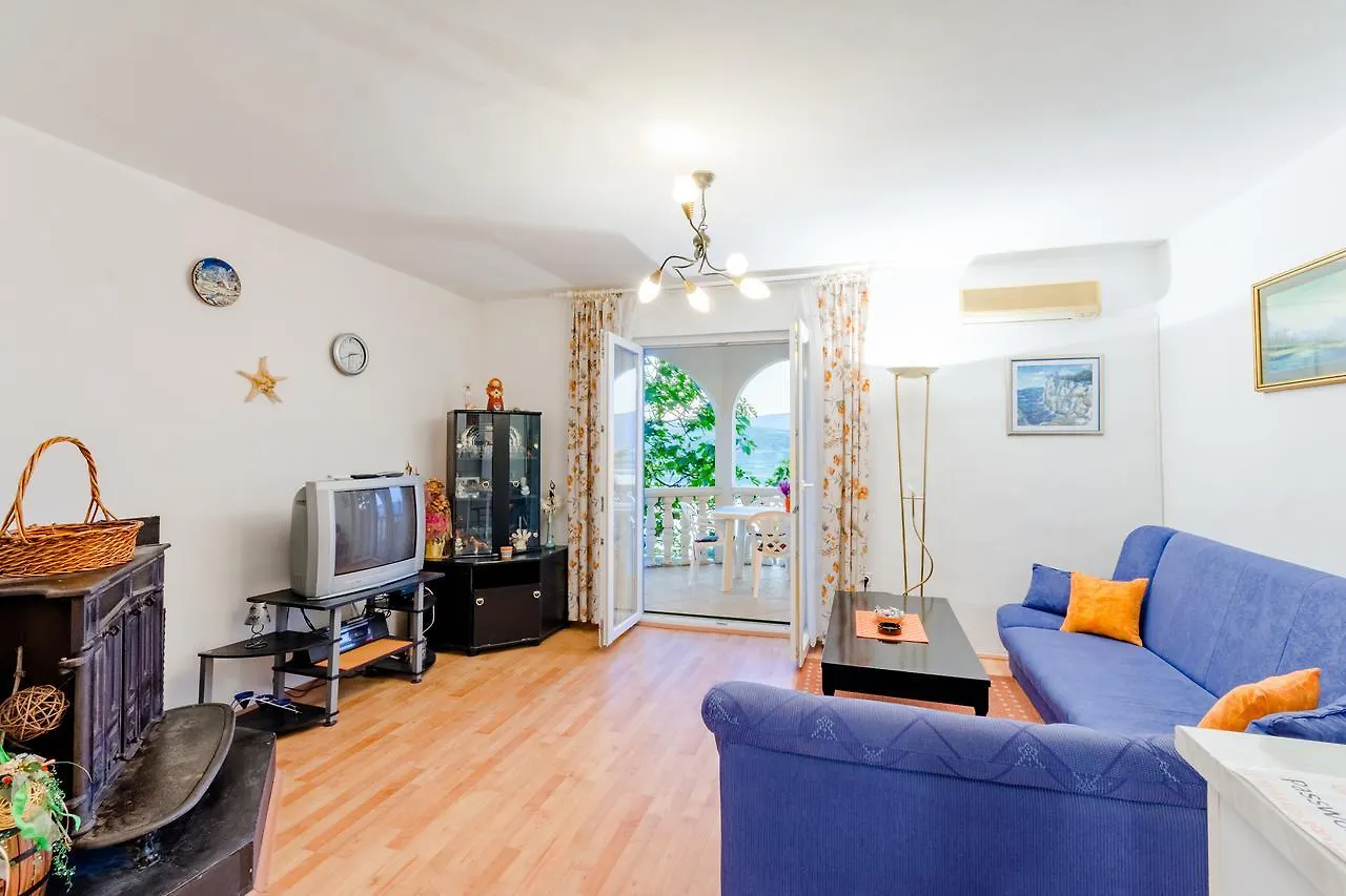 Apartment Sea Star Трогир
