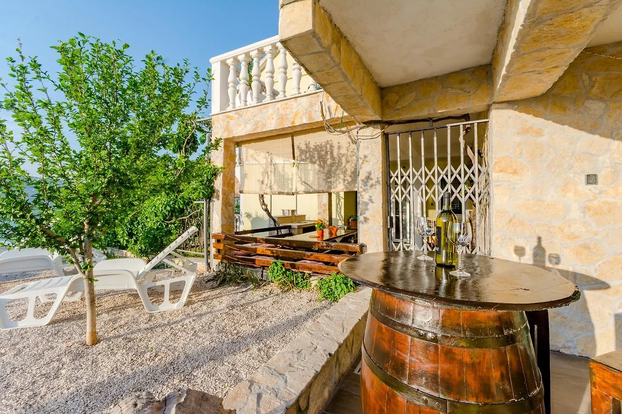 Apartment Sea Star Trogir