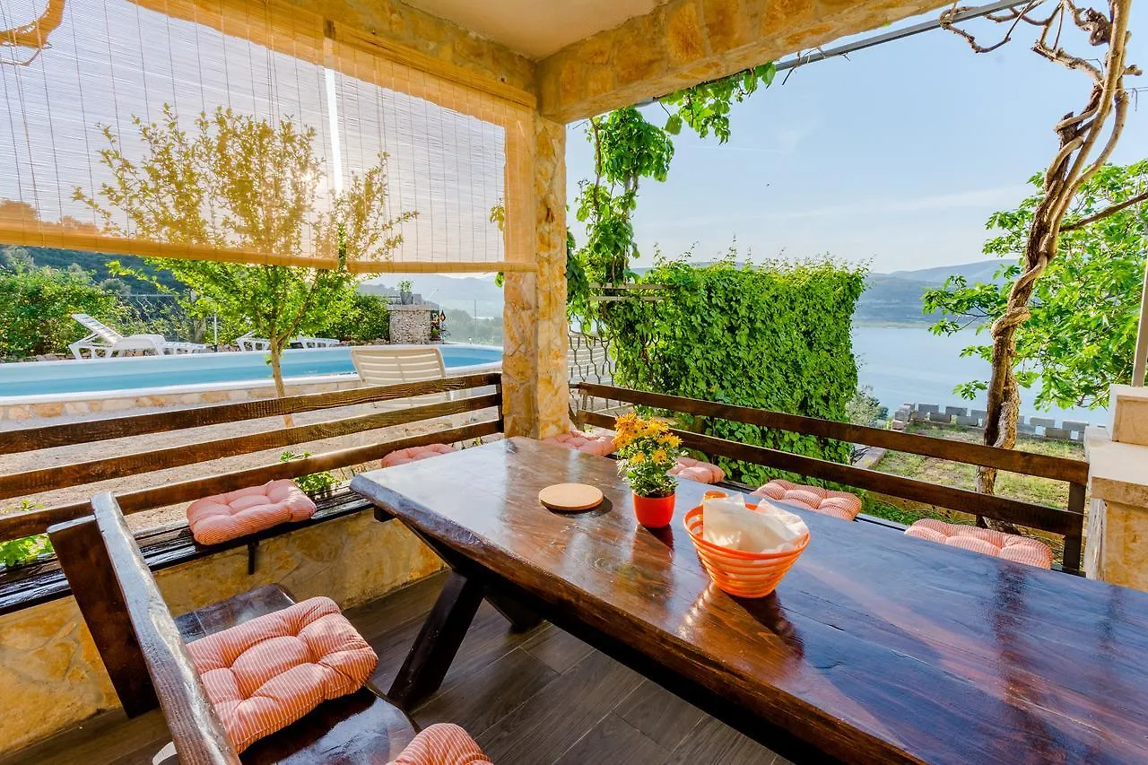 Apartment Sea Star Trogir