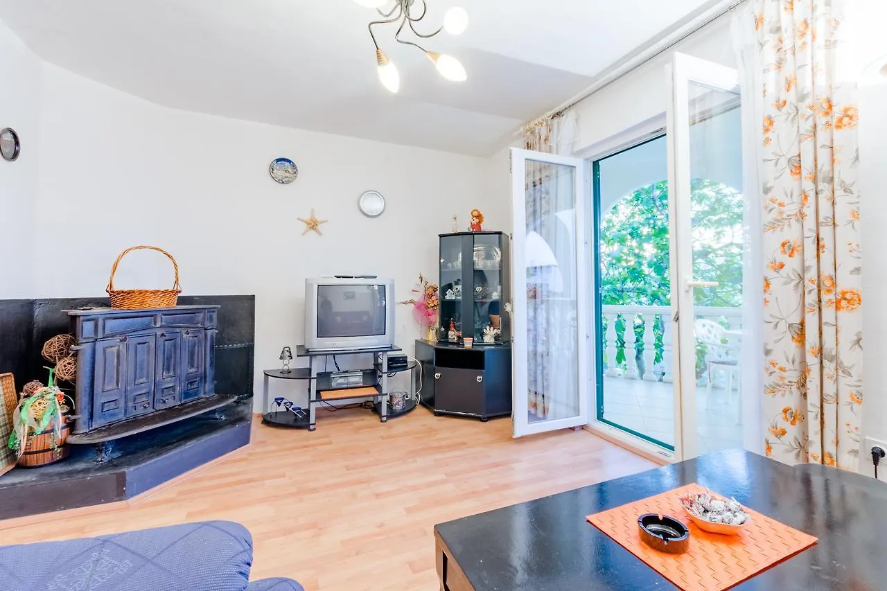 Apartment Sea Star Trogir 0*,